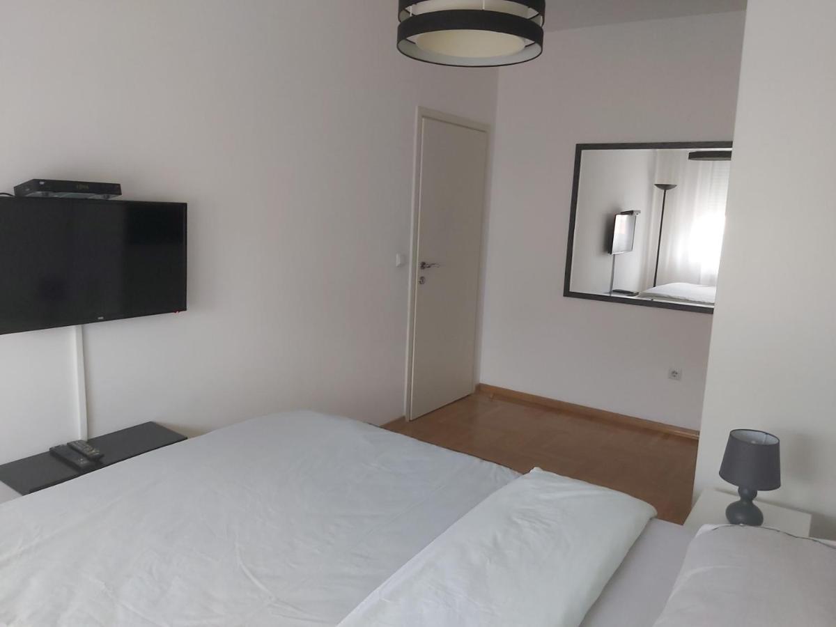 Sky Lux Vracar Apartment